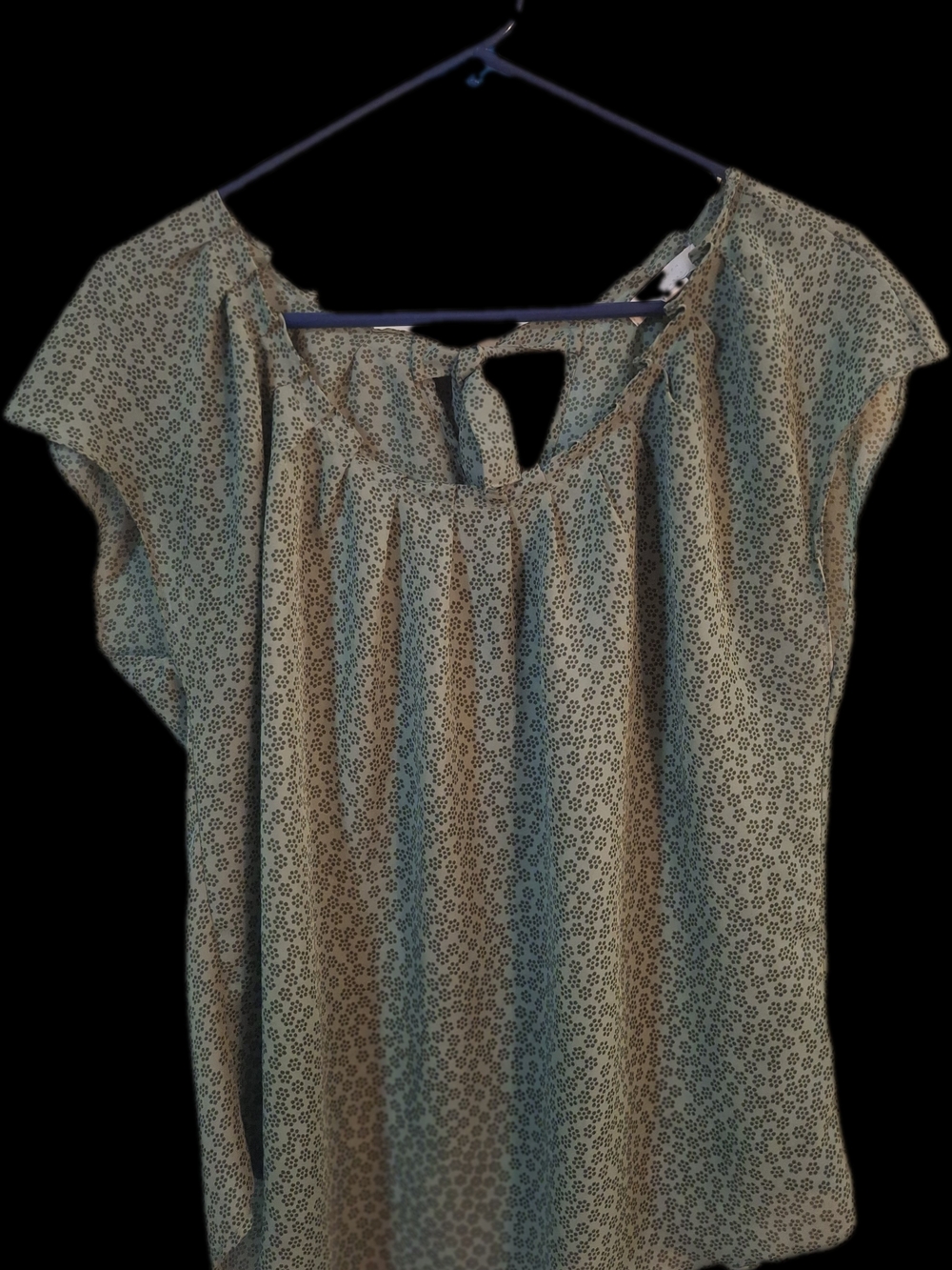 LC Lauren Conrad Light Green Printed Keyhole Cap Sleeve Blouse